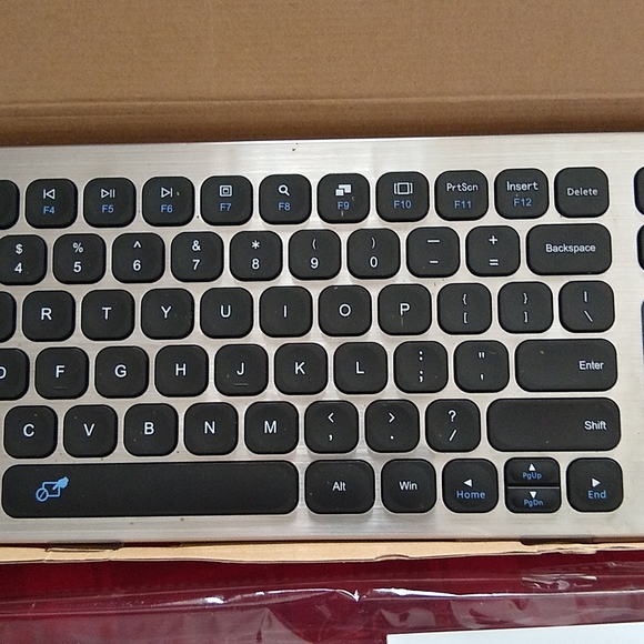 Artec wireless touch keyboard - Picture 5 of 7
